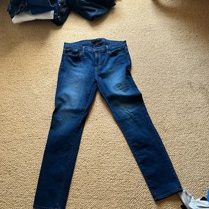 Stretchy jbrand used